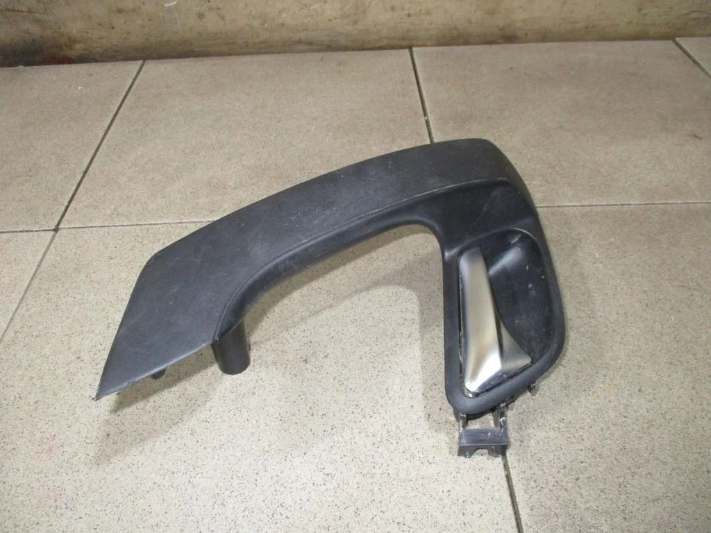 Ручка двери внутренняя правая Volkswagen Polo 5