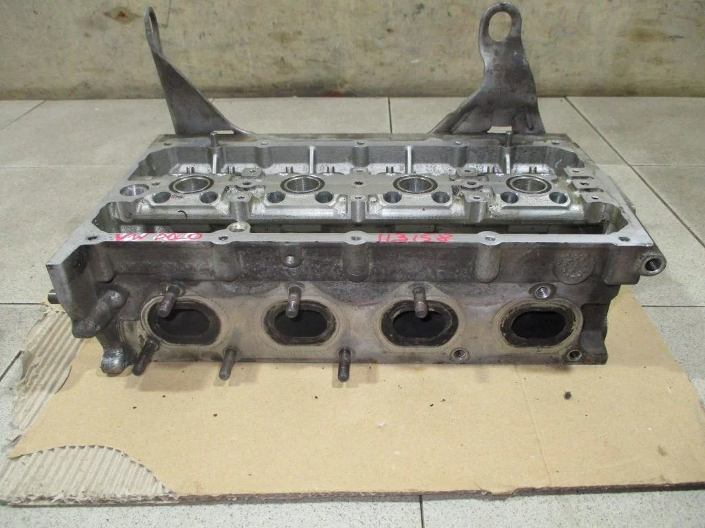 Головка блока Volkswagen Polo 5