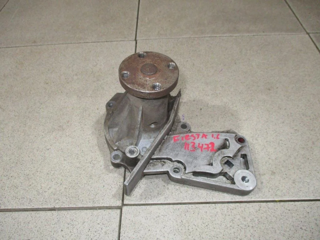 Помпа Ford Fiesta 2008 6