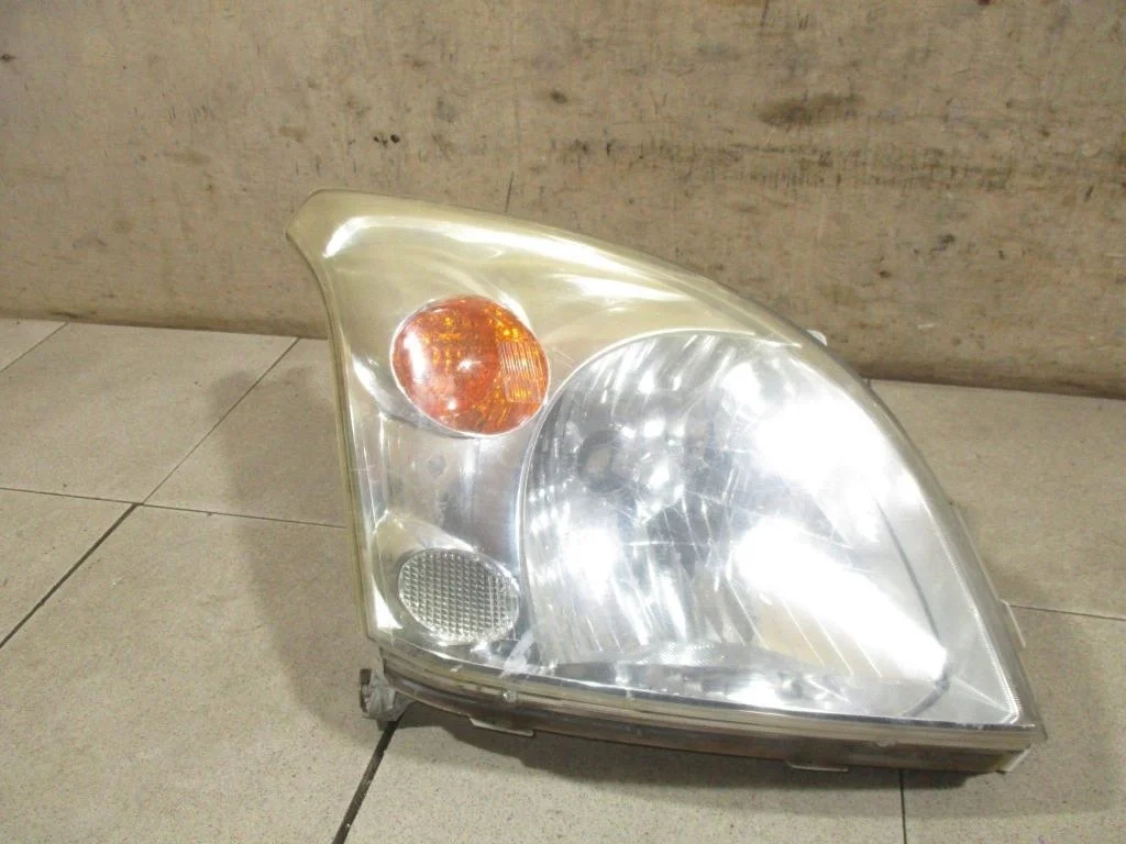 Фара правая Toyota Land Cruiser Prado J120