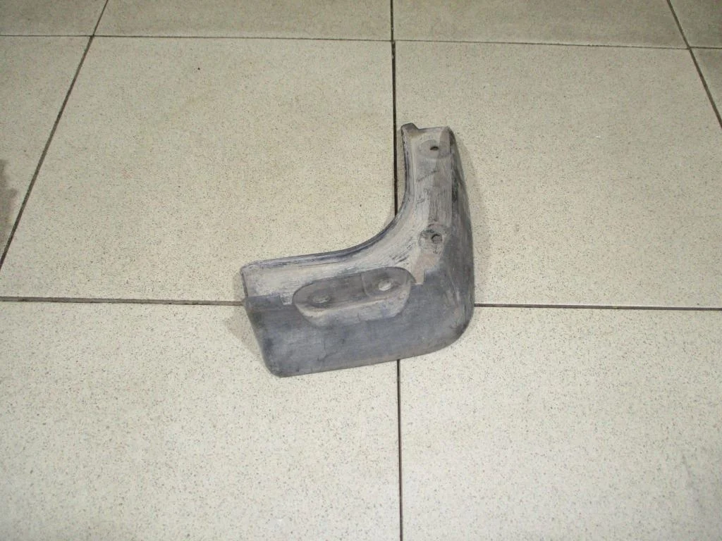 Брызговик задний правый Hyundai Solaris 1 RB