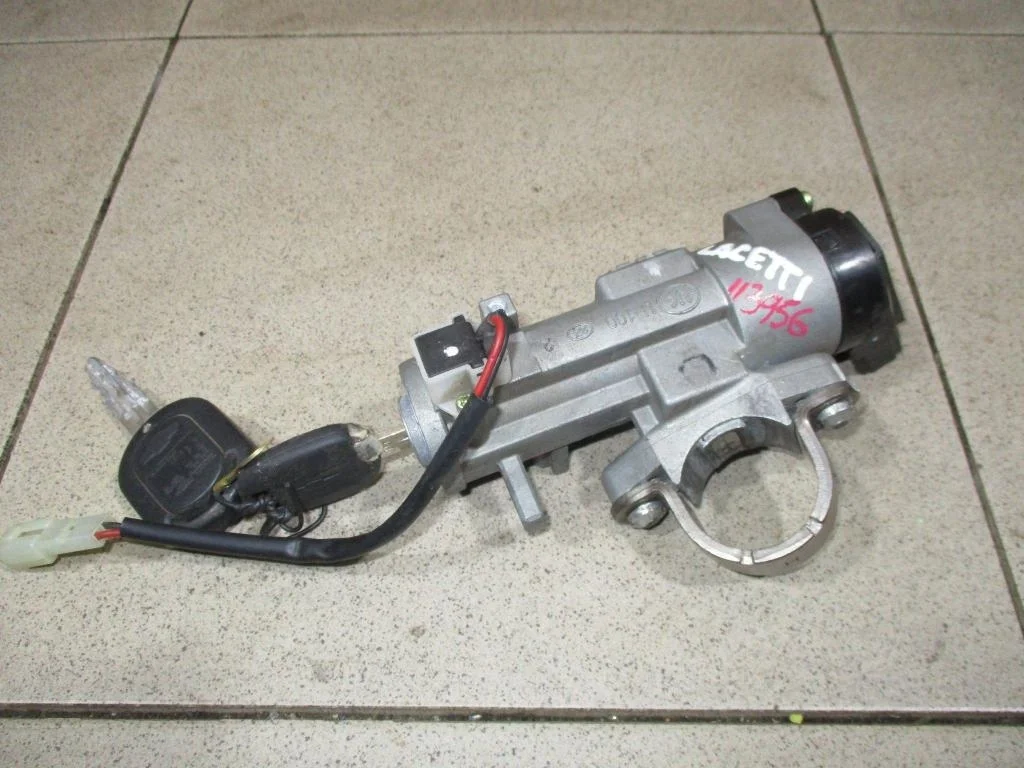 Замок зажигания Chevrolet Lacetti J200