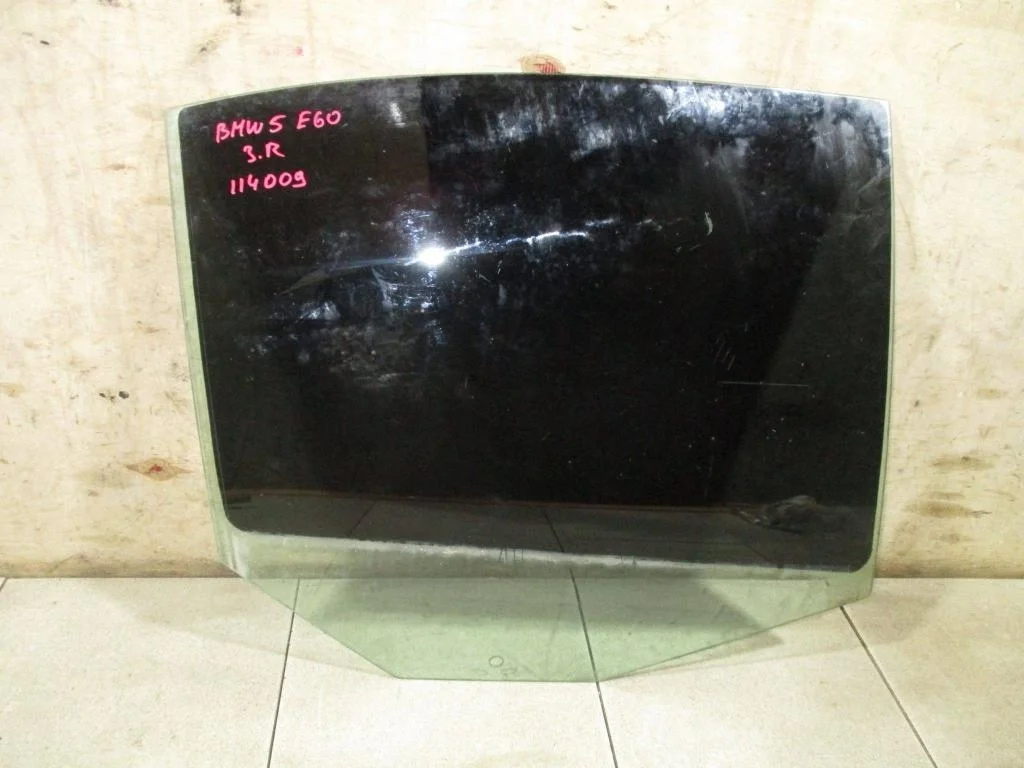 Стекло двери задней правой BMW 5-Series E60, E61