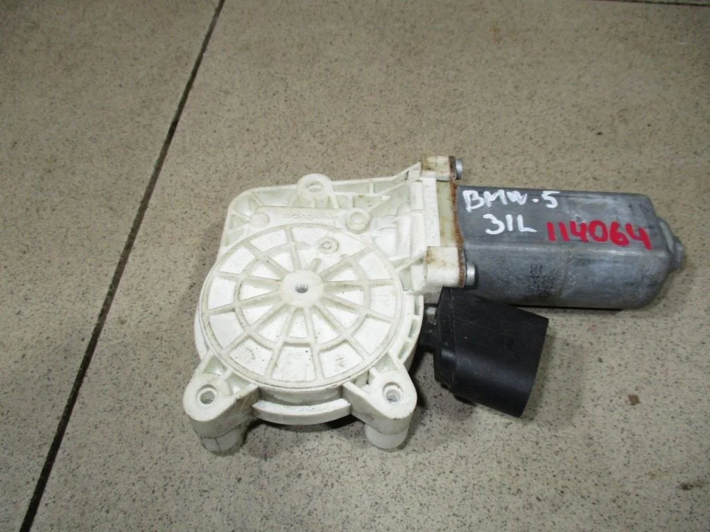 Моторчик стеклоподъемника BMW 5-Series E60, E61