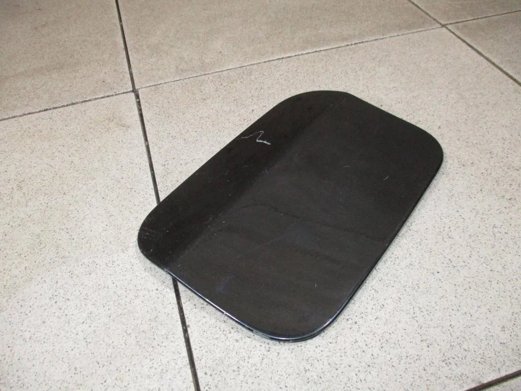 Лючок бензобака BMW 5-Series E60, E61