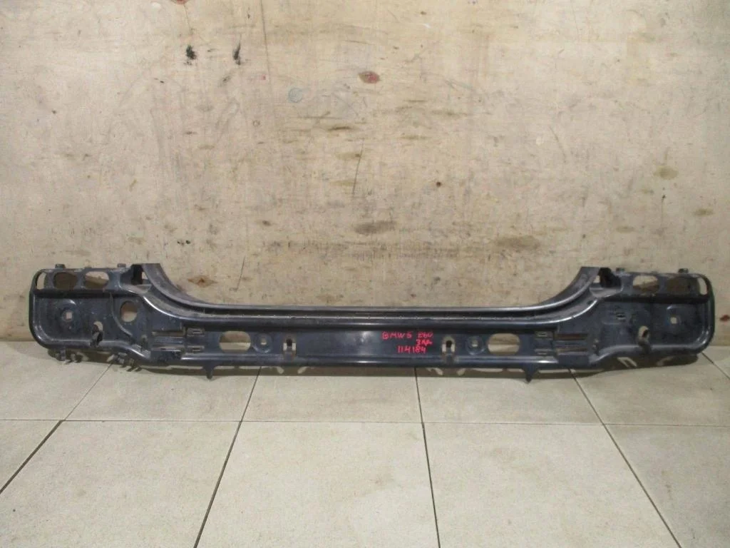 Кронштейн заднего бампера BMW 5-Series E60, E61