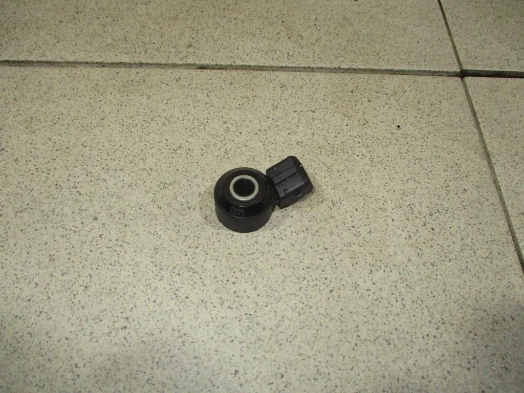 Датчик детонации Nissan Tiida 2012 C11