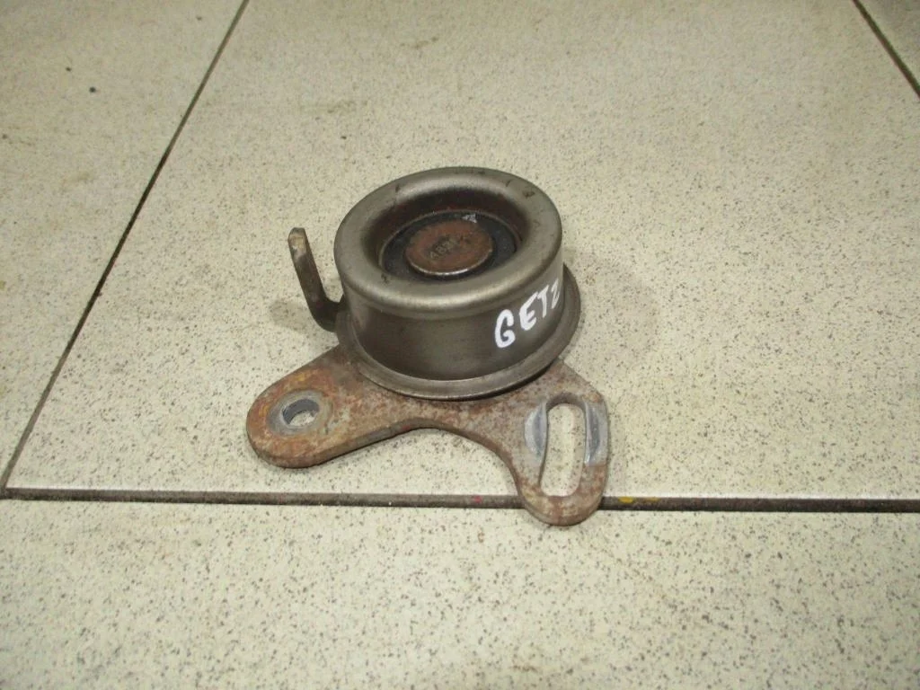 Ролик-натяжитель ремня грм Hyundai Getz TB