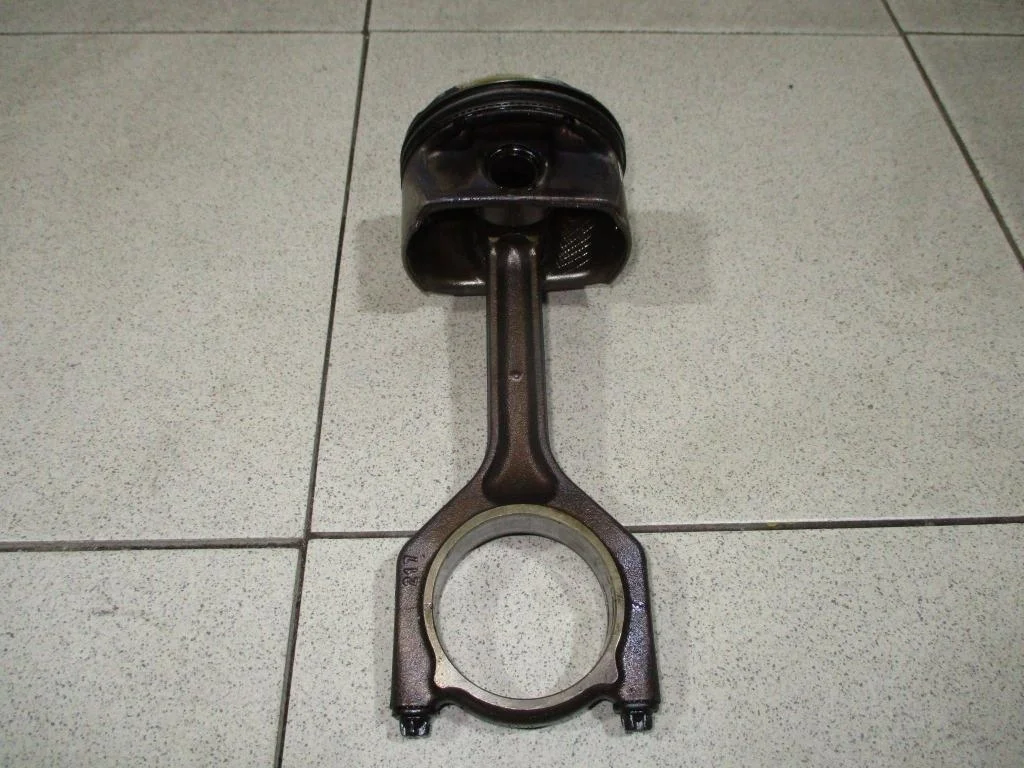 Поршень с шатуном BMW 5-Series E60, E61