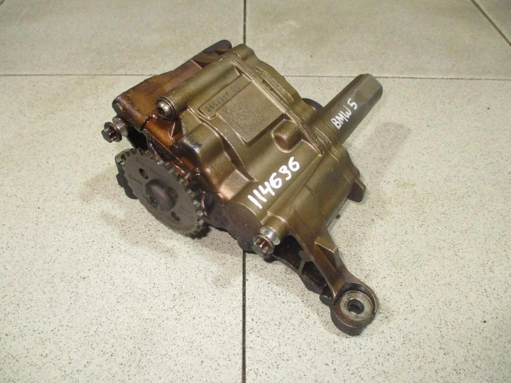 Насос масляный BMW 5-Series E60, E61