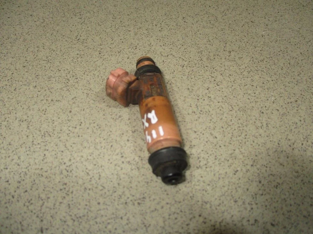 Форсунка топливная Lexus RX350 XU30