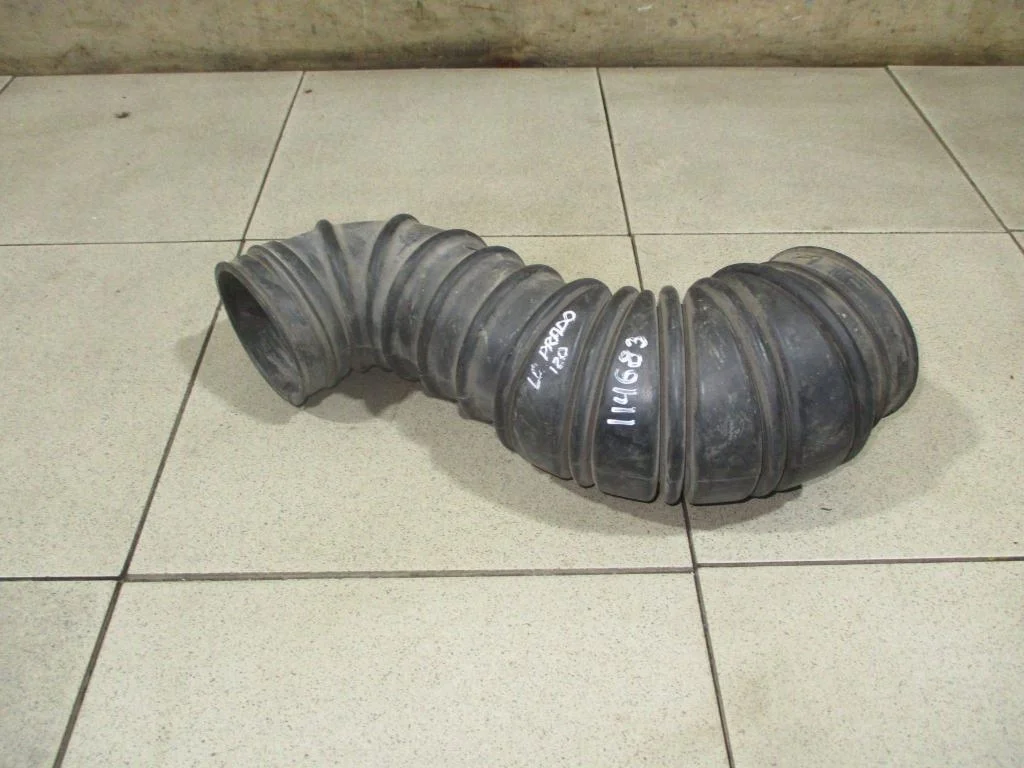 Патрубок воздушного фильтра Toyota Land Cruiser Prado J120