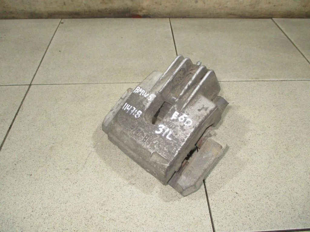 Суппорт задний левый BMW 5-Series E60, E61