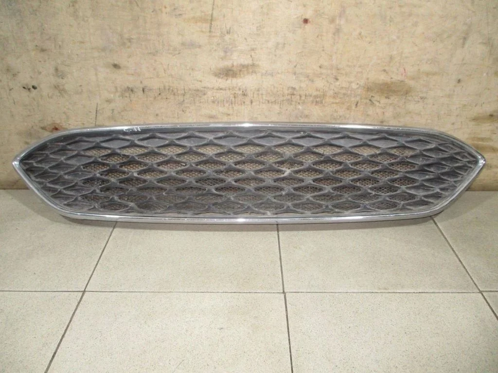 Решетка радиатора Ford Focus 2018 3