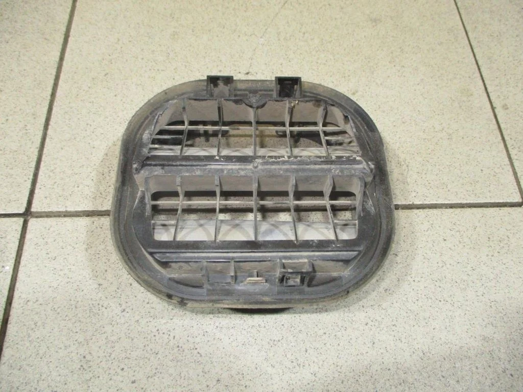 Решетка вентиляционная Chevrolet Cobalt T250