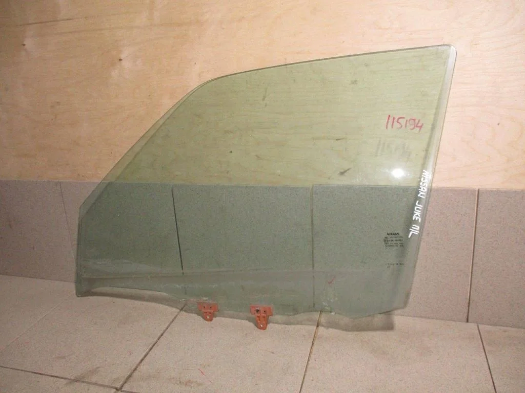 Стекло двери передней левой Nissan Juke 2011 F15