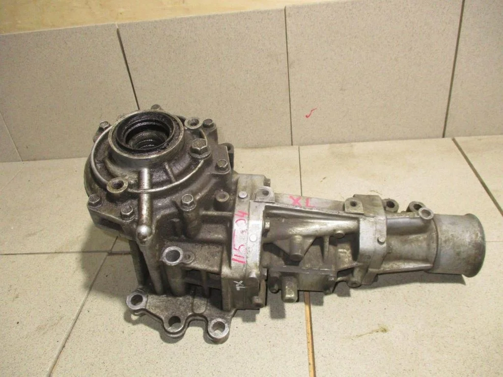 Коробка раздаточная Mitsubishi Outlander 2 CW