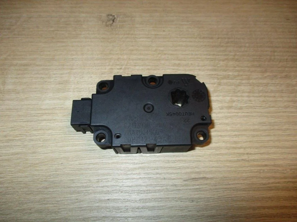 Моторчик заслонки печки Audi A6 C7