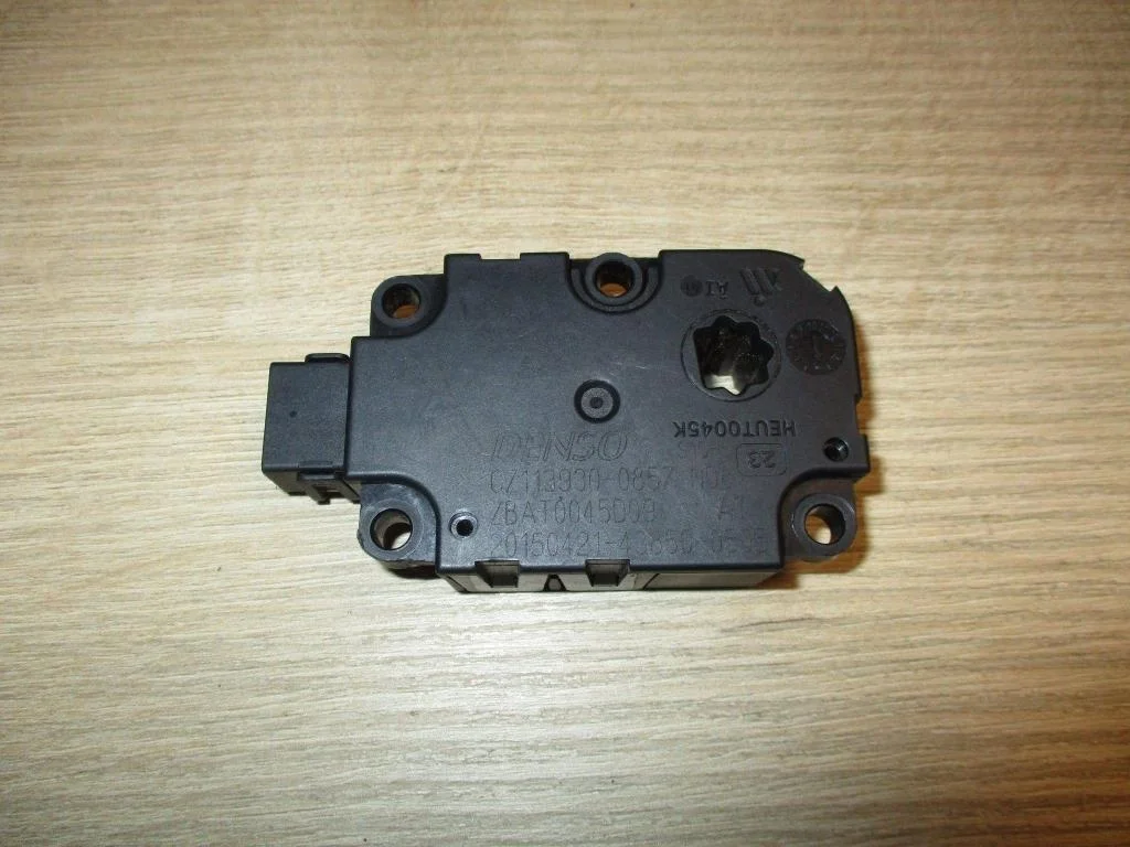 Моторчик заслонки печки Audi A6 C7