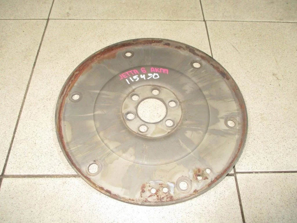 Маховик Volkswagen Jetta A6