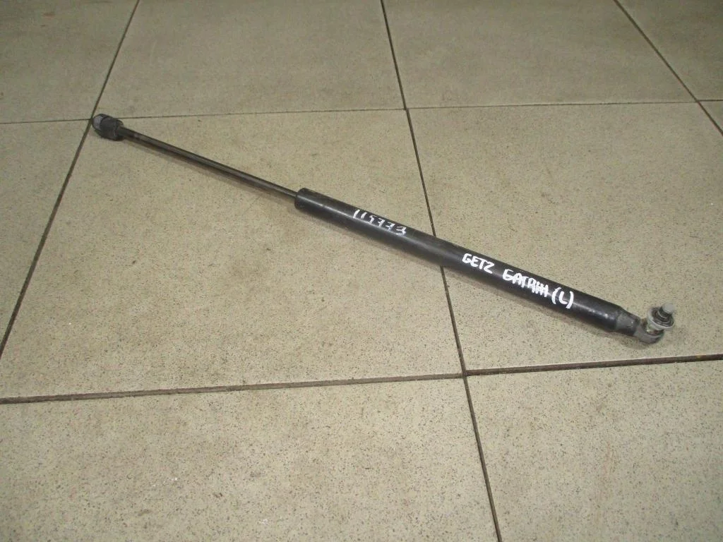 Амортизатор двери багажника Hyundai Getz TB