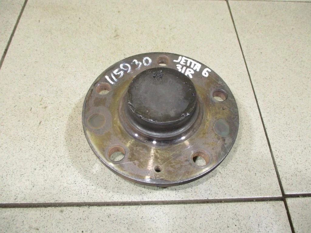 Ступица задняя Volkswagen Jetta A6