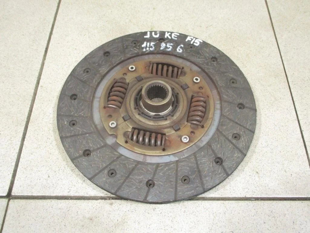 Диск сцепления Nissan Juke 2011 F15