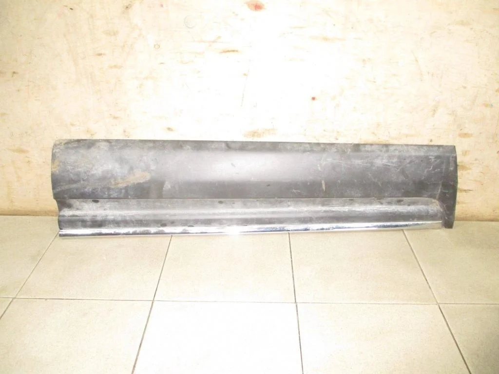 Накладка двери передней левой Ford Explorer U502