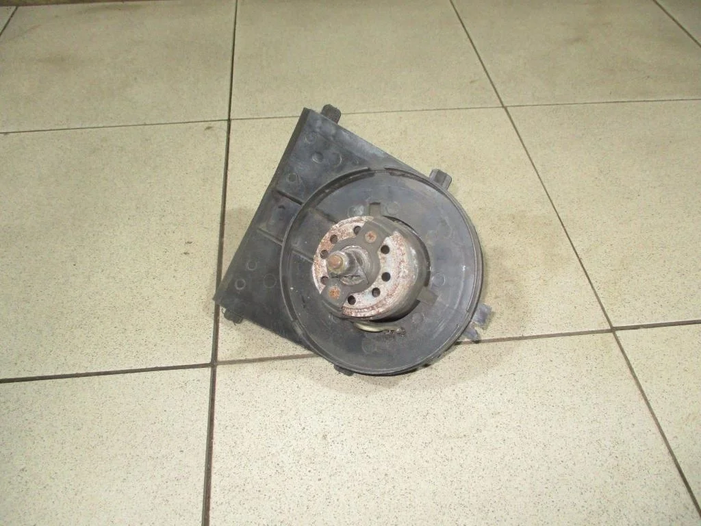 Моторчик печки Skoda Octavia 1 A4