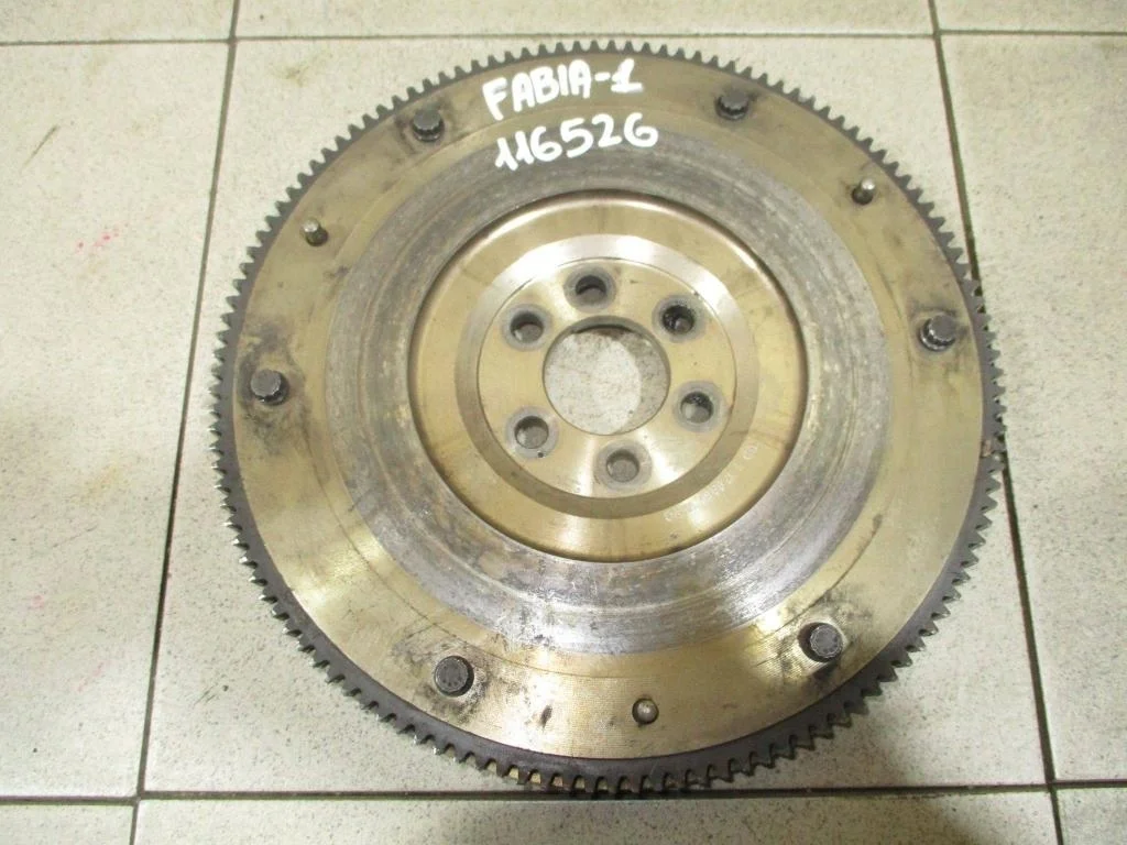 Маховик Skoda Fabia 1 6Y