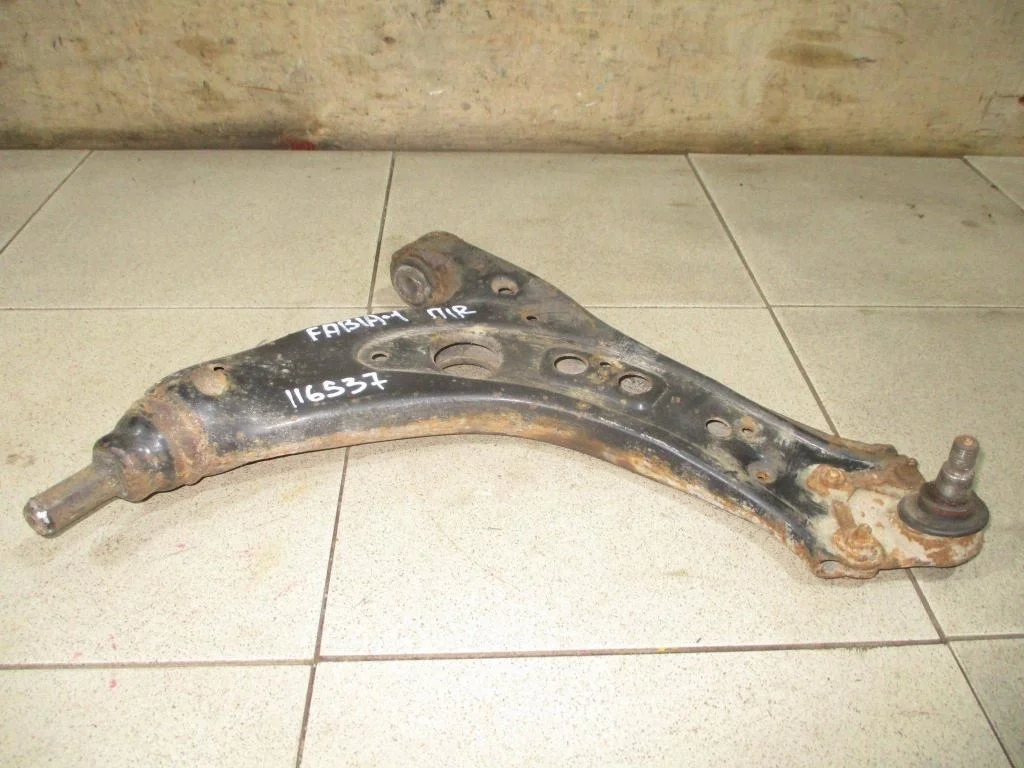 Рычаг передний Skoda Fabia 1 6Y