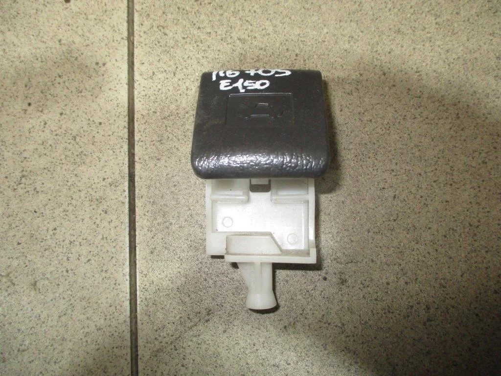 Ручка открывания капота Toyota Corolla E150