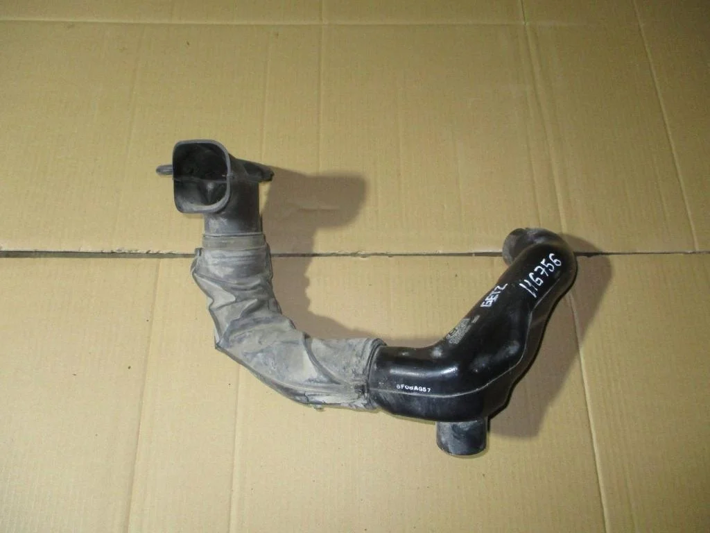 Воздуховод Hyundai Getz TB