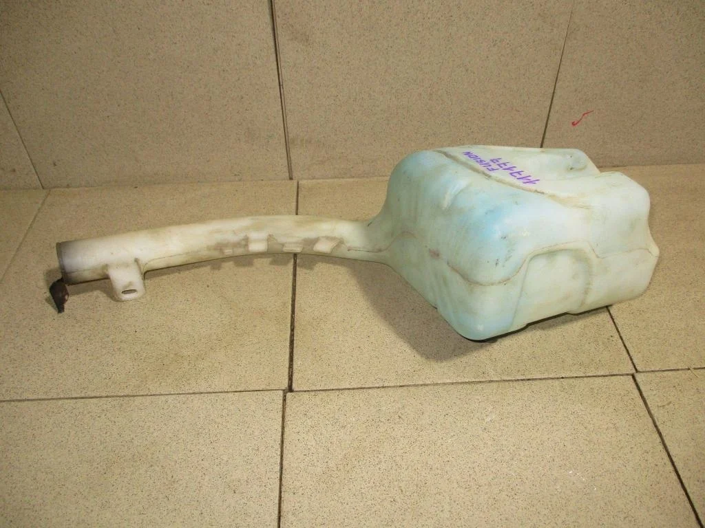 Бачок омывателя лобового стекла Ford Fusion CBK