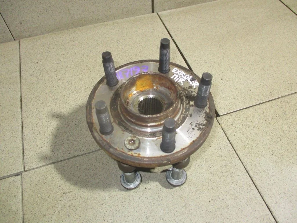 Ступица передняя-задняя Ford Explorer U502