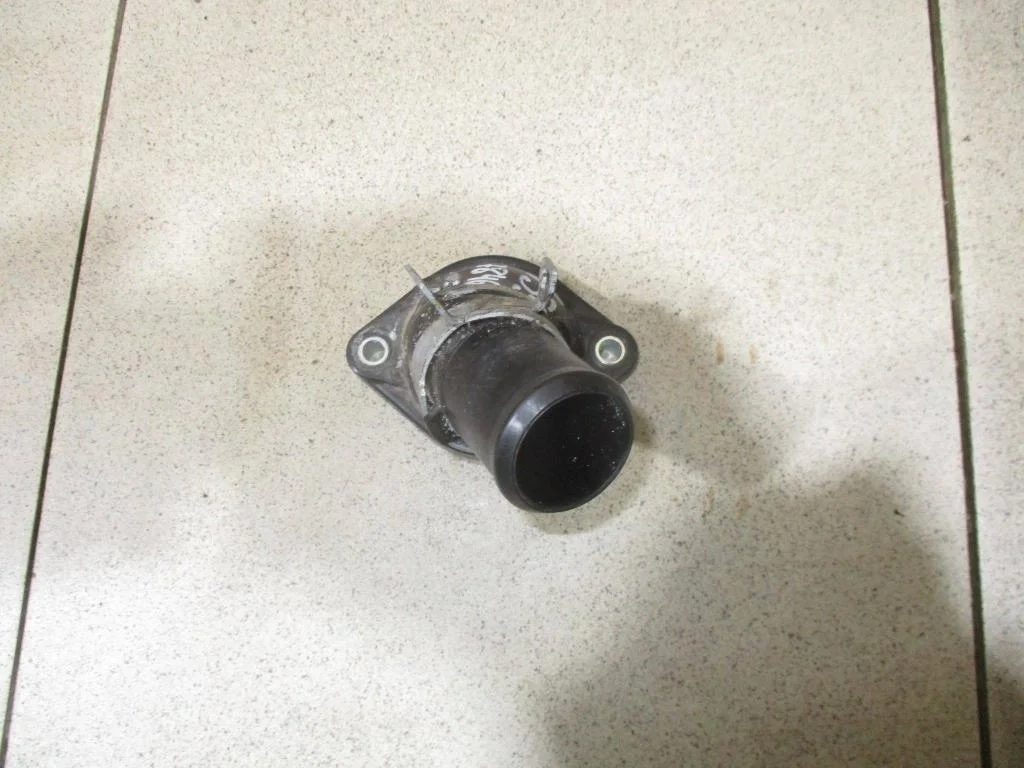 Крышка термостата Toyota Camry 2016 XV50