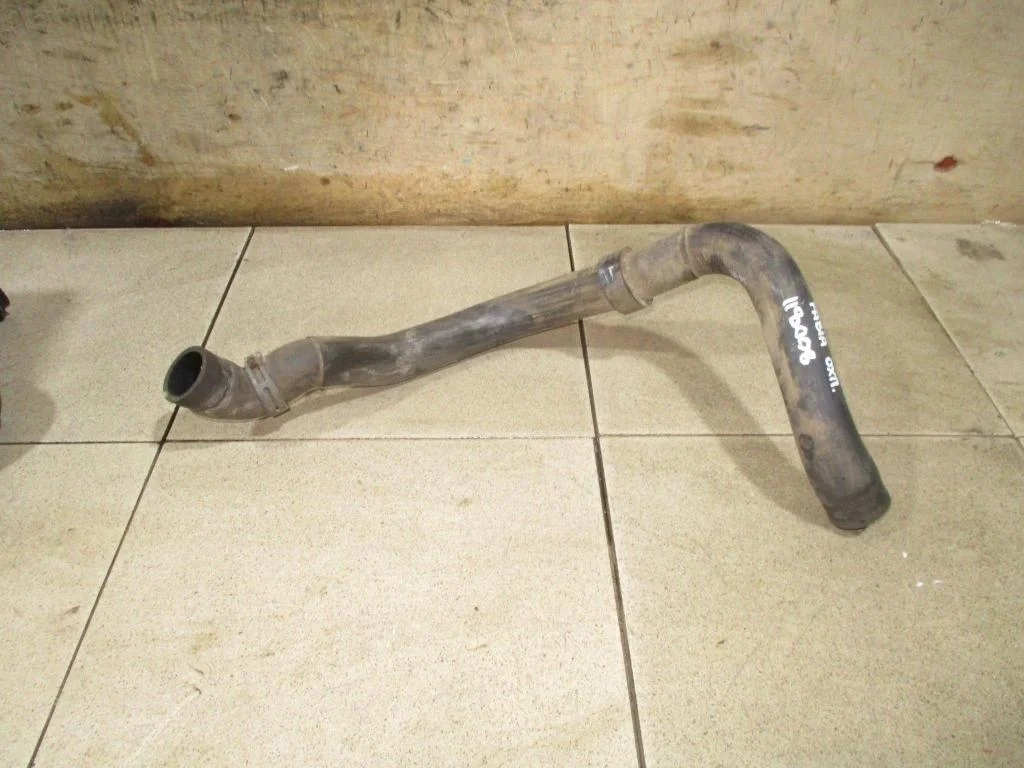 Патрубок радиатора Skoda Fabia 1 6Y