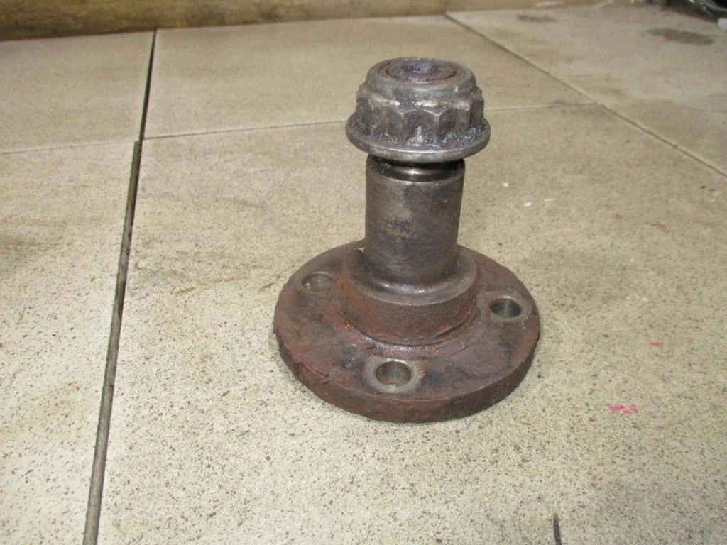 Цапфа Skoda Fabia 1 2005 6Y