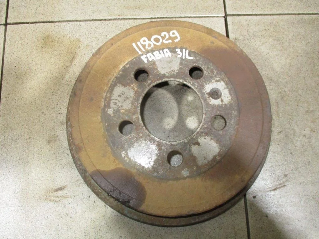 Барабан тормозной Skoda Fabia 1 2005 6Y