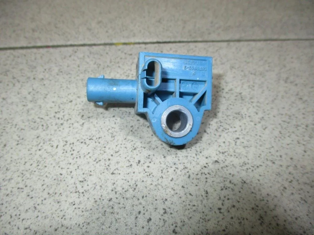 Датчик air bag Volkswagen Jetta A6