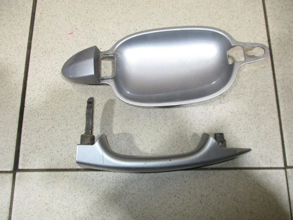 Ручка двери наружная правая BMW 5-Series E60, E61