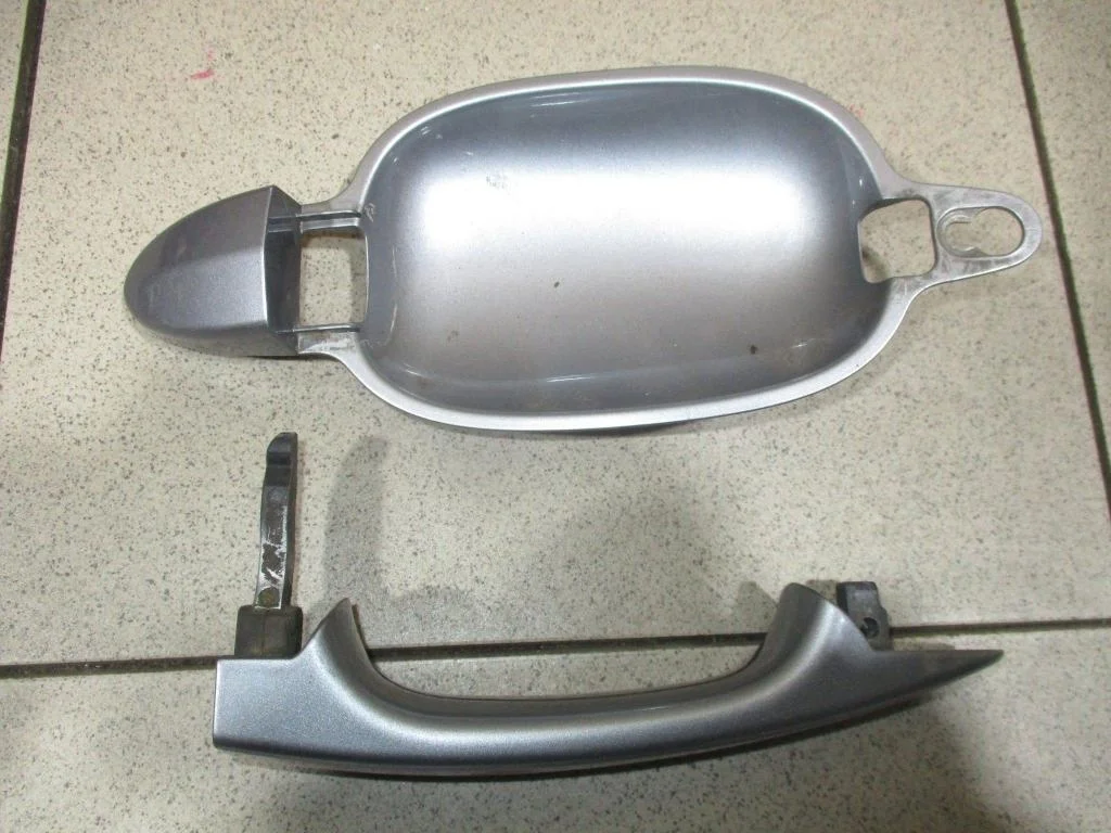 Ручка двери наружная правая BMW 5-Series E60, E61