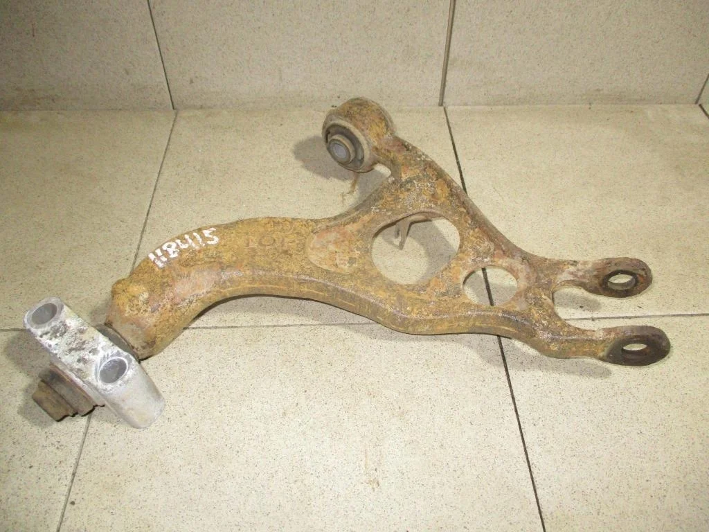 Рычаг задний верхний правый Ford Explorer U502