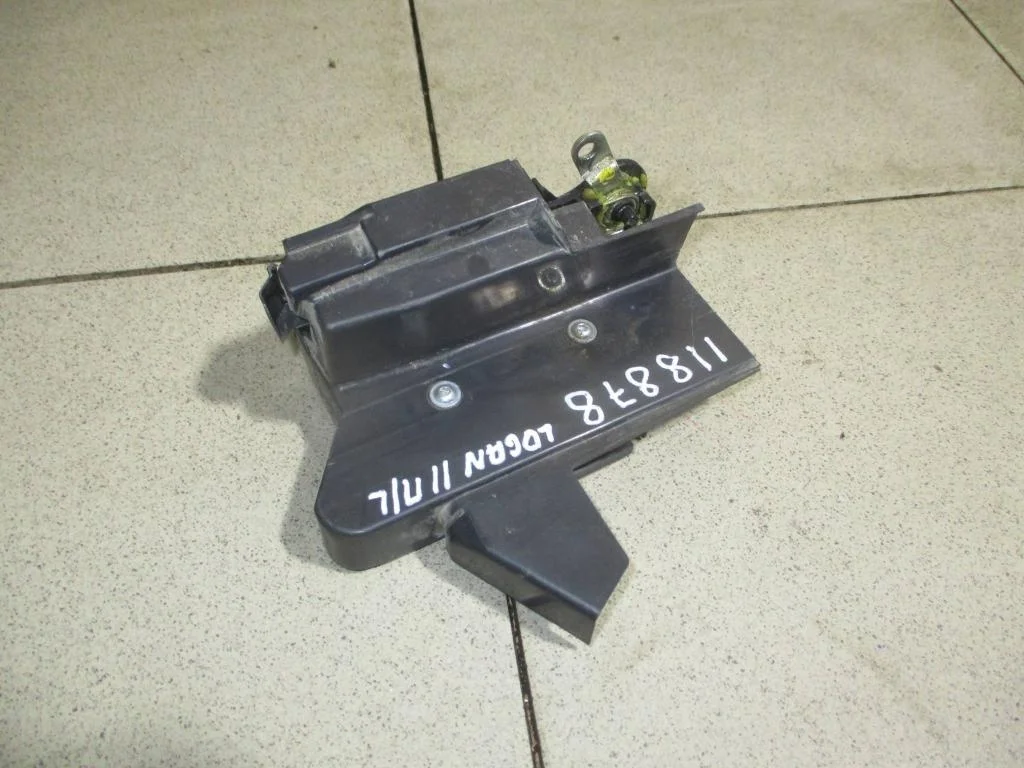 Замок двери передней левой Renault Logan 2 L52