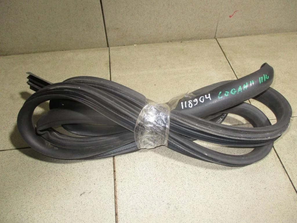 Уплотнитель двери Renault Logan 2 L52