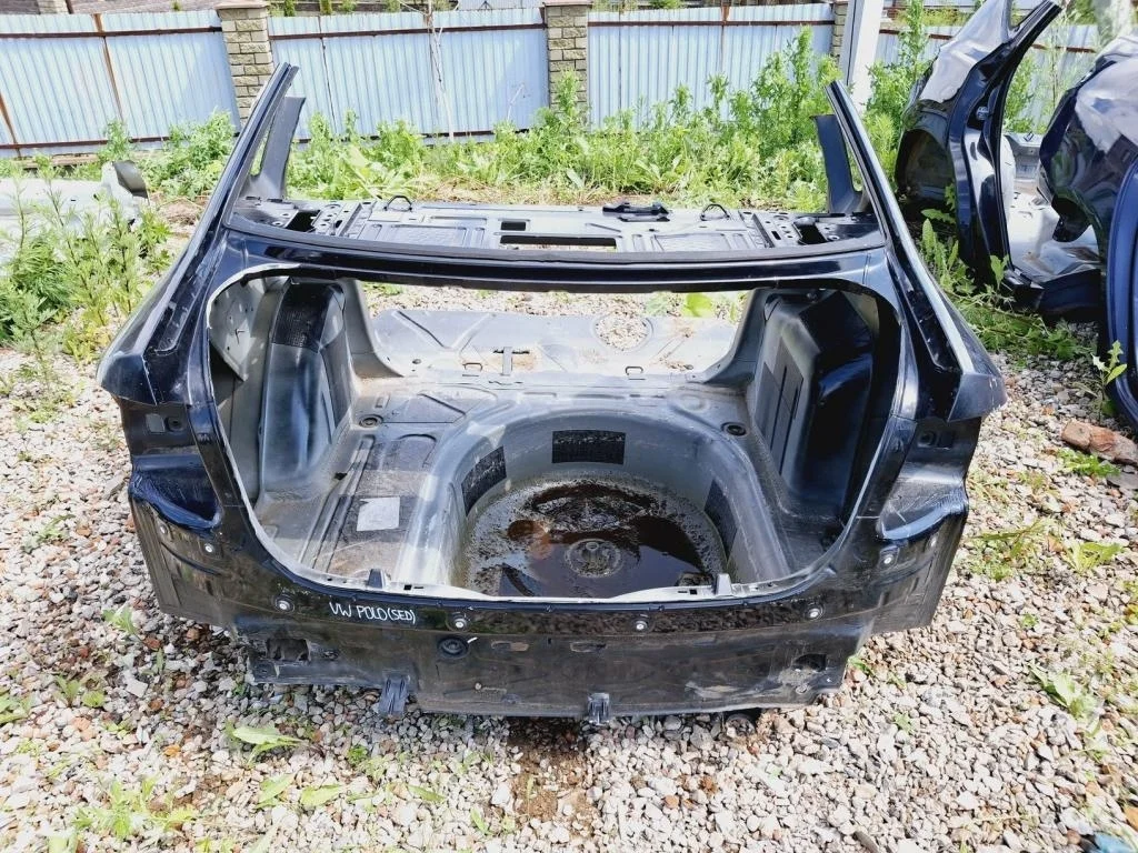 Панель задняя Volkswagen Polo 5
