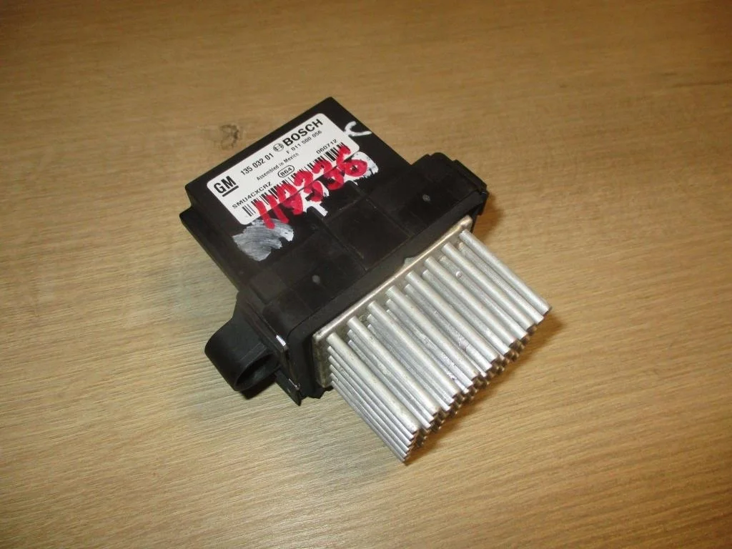 Резистор отопителя Opel Zafira 2012 C