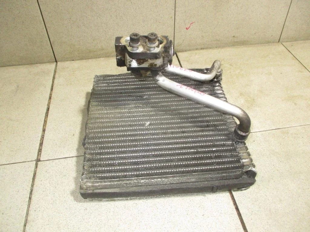 Испаритель кондиционера Volkswagen Jetta 2011 A6