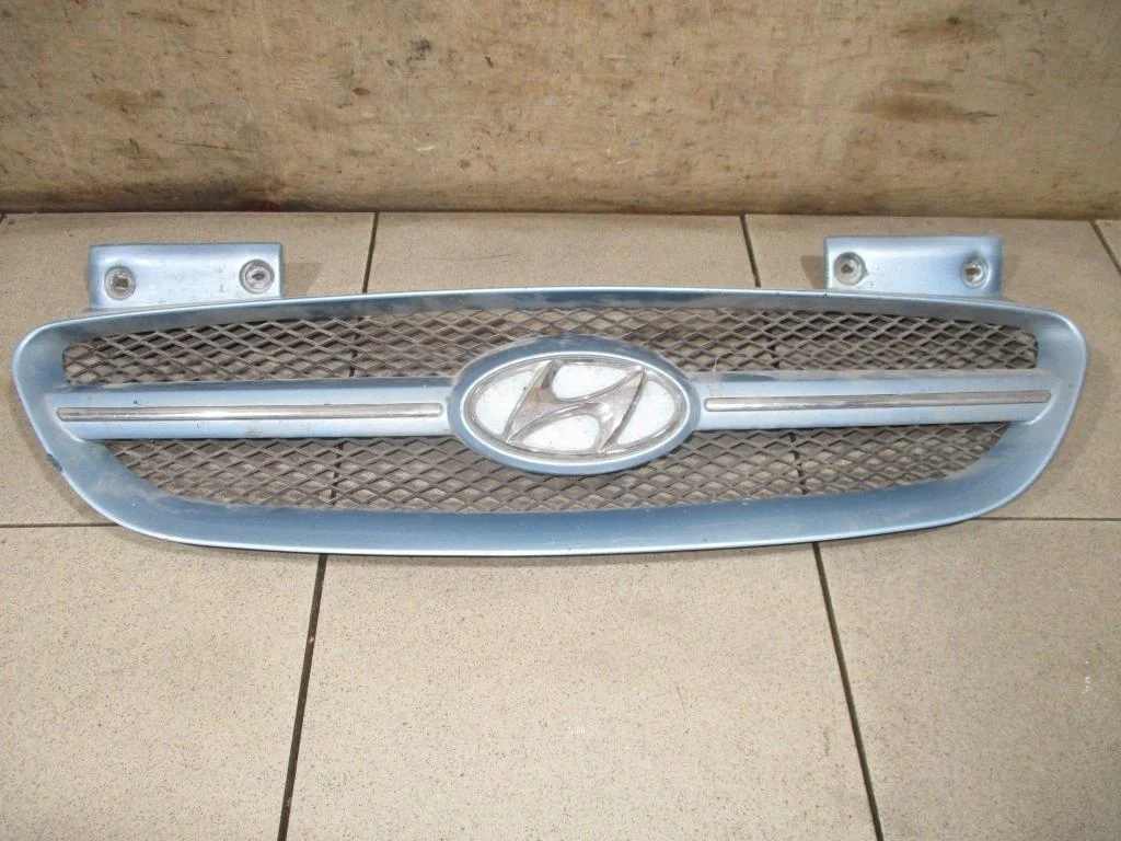 Решетка радиатора Hyundai Getz TB