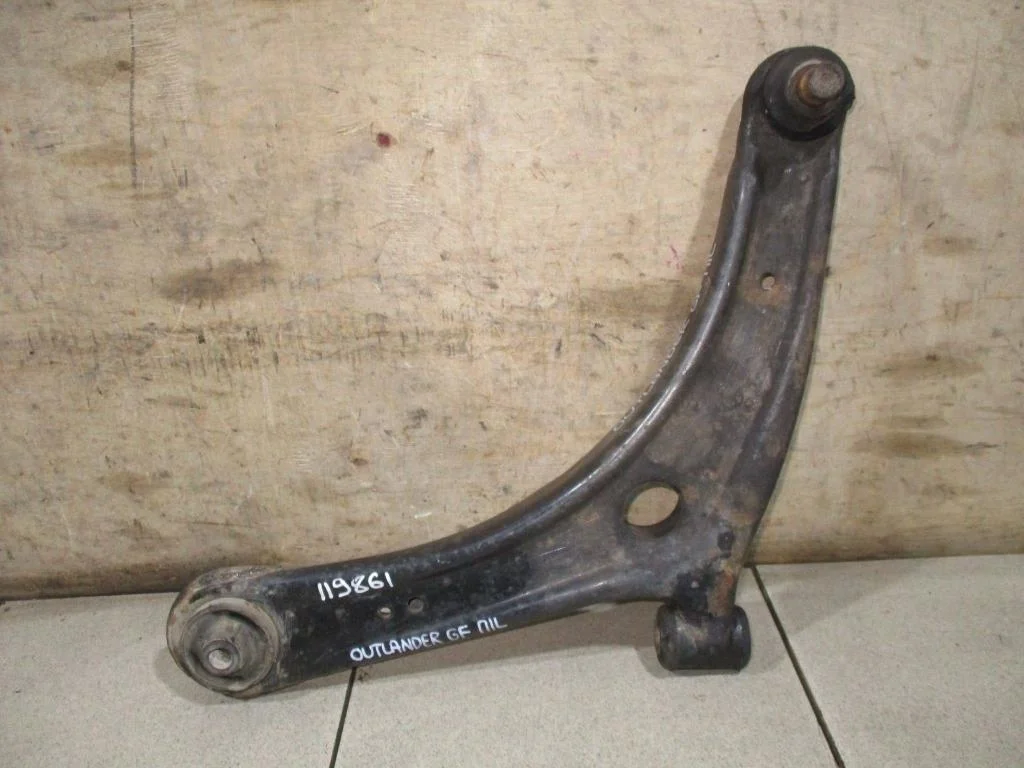 Рычаг передний левый Mitsubishi Outlander 3 2015 GF